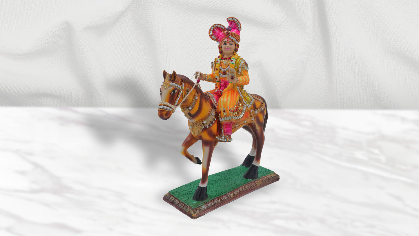 Swaminarayan Bhagwan with Manki Fiber Murti (16 Inch)