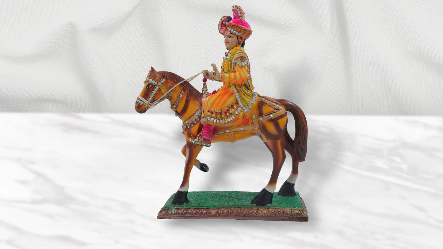 Swaminarayan Bhagwan with Manki Fiber Murti (16 Inch)