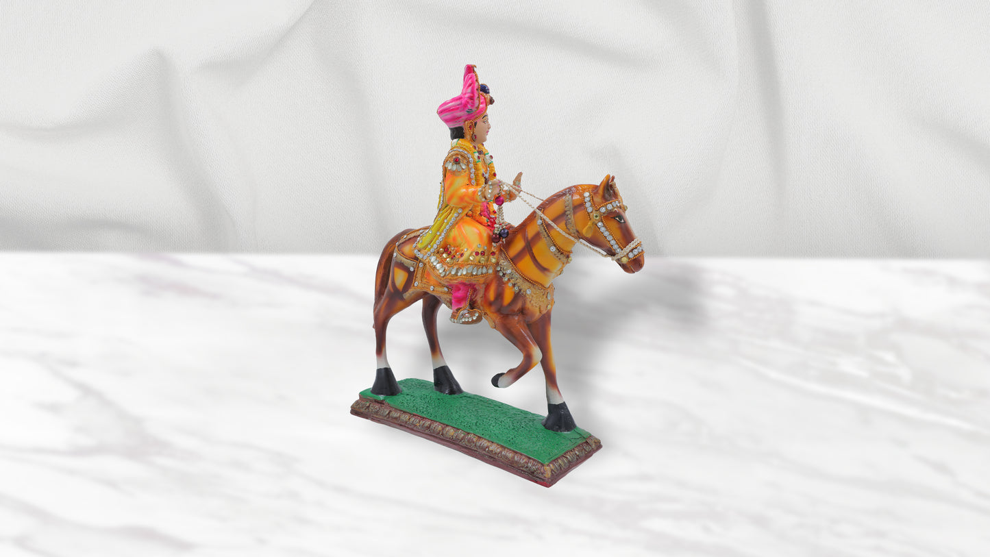 Swaminarayan Bhagwan with Manki Fiber Murti (16 Inch)